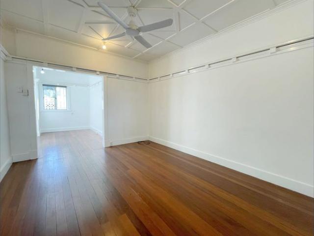 Apartment for rent in Merthyr, Greater Brisbane