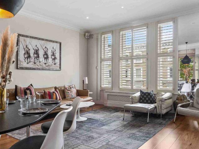 House for rent in Brompton, Greater London