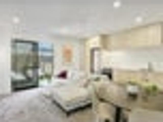 Townhouse for sale in Heathcote, Canterbury