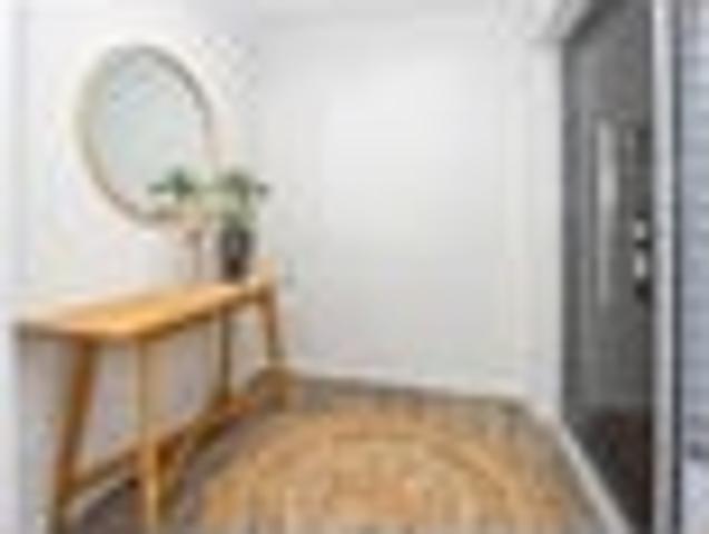 House for sale in Ruakura House for sale in Ruakura