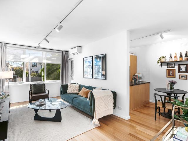 Apartment for rent in Caulfield North, Melbourne