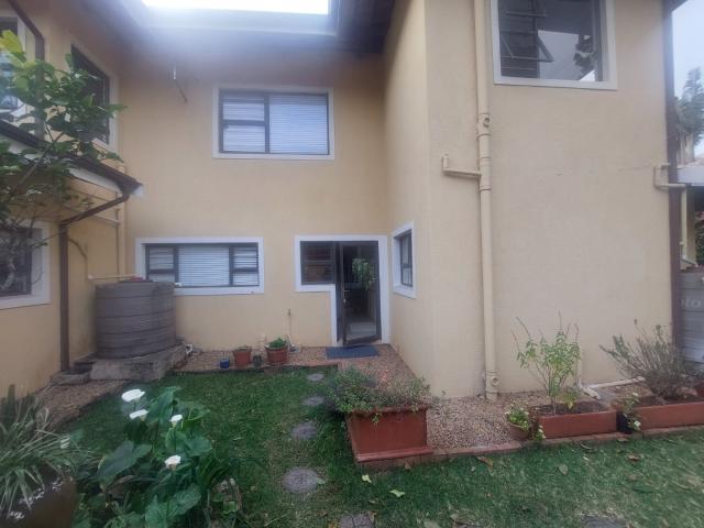 Apartment for rent in Field's Hill, Kloof
