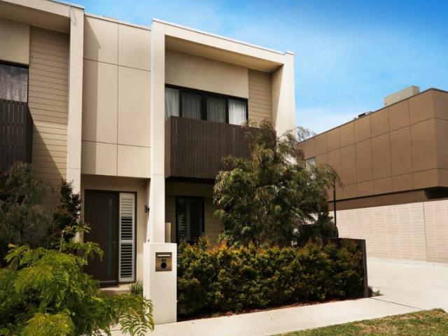 Townhouse for rent in Camerons Creek, Victoria