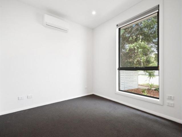 Townhouse for rent in Camerons Creek, Victoria