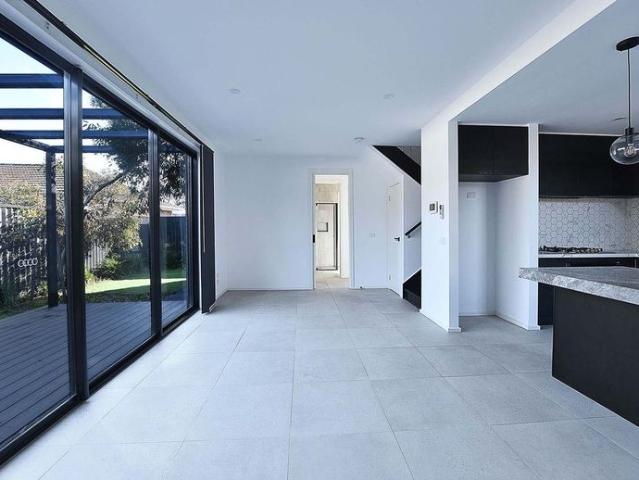 Townhouse for rent in Camerons Creek, Victoria