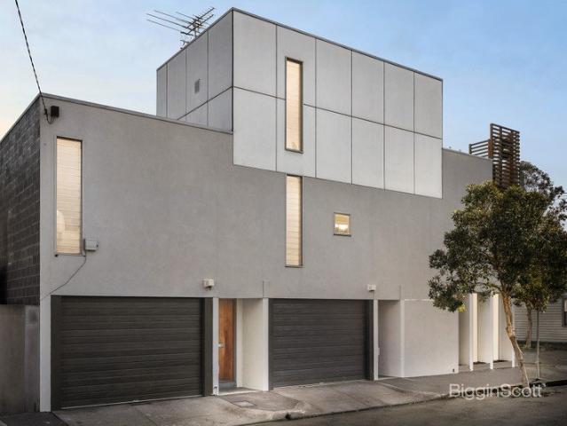 Townhouse for sale in Camerons Creek, Victoria