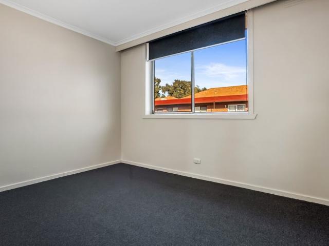 Apartment for rent in Footscray