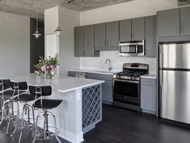 Condo for rent in Chicago Park, Illinois