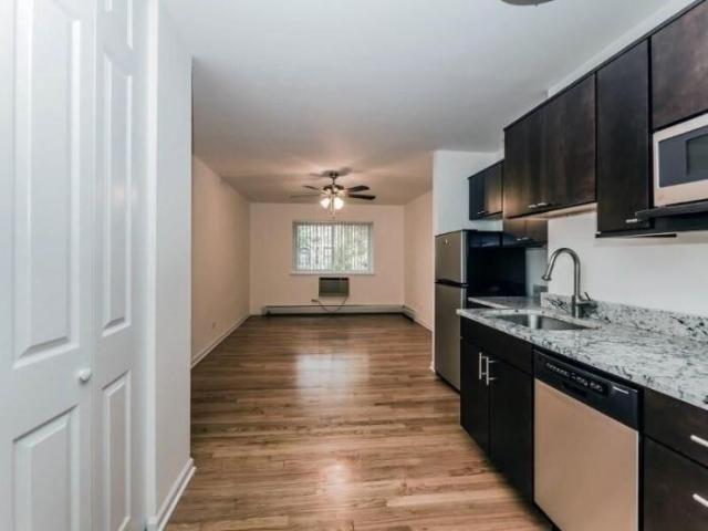 Apartment for rent in Chicago Park, Illinois