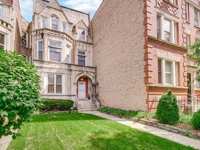 House for sale in Chicago, Cook County