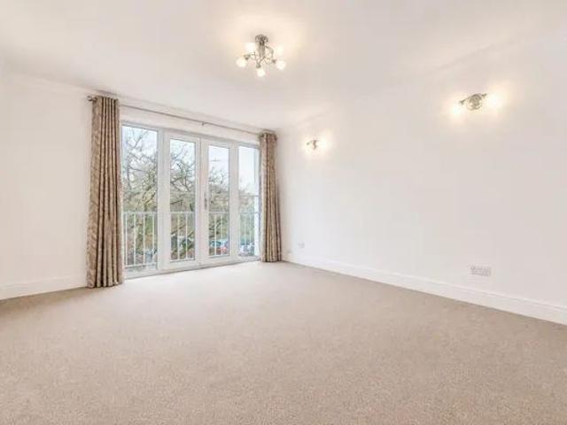 Apartment for rent in Chichester, Littlecote
