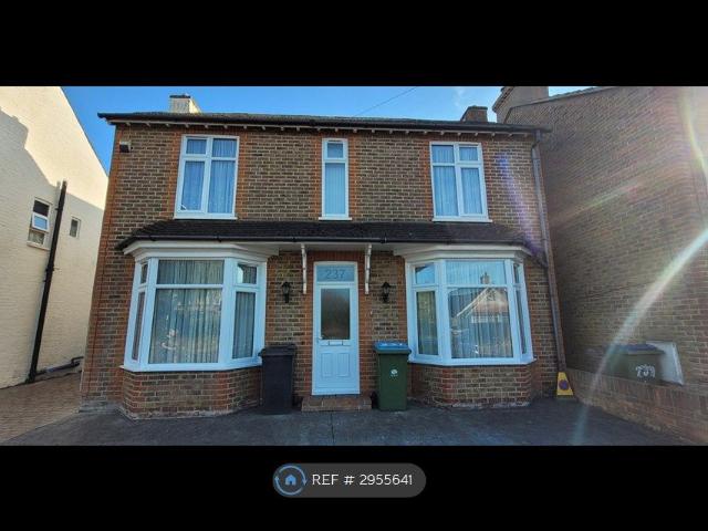 Room for rent in Bersted, Clapham