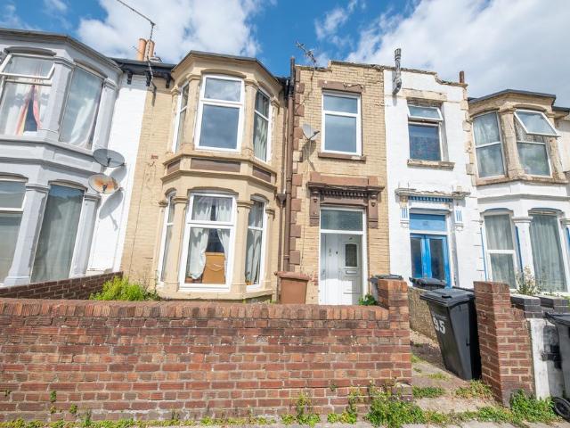 Apartment for rent in Buckland, City Of Portsmouth