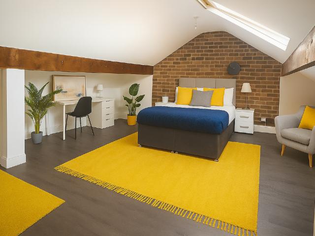 Room for rent in Northgate Village, Two Mills