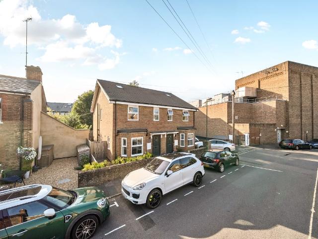House for rent in New Town, Horsham