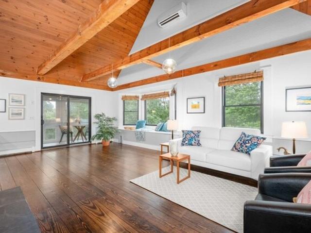 House for sale in Chatham
