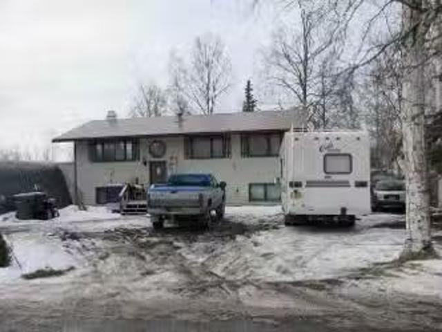 House for sale in Eagle River