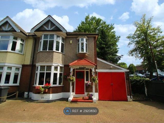 House for rent in Chigwell, Epping