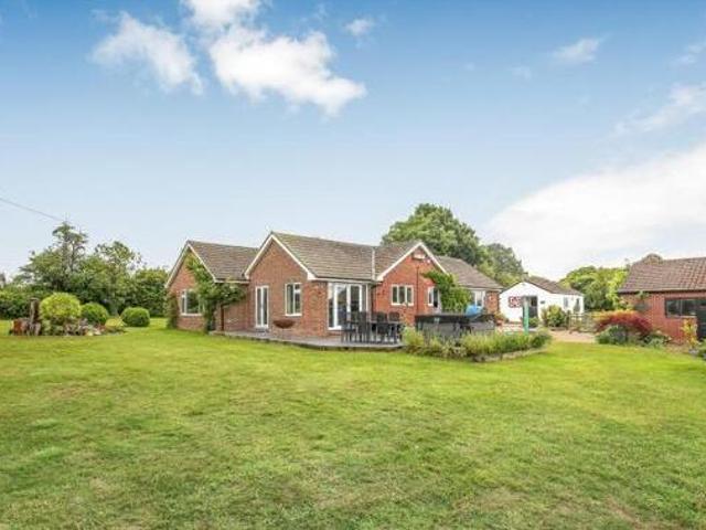 House for sale in Barton Stacey, Hampshire