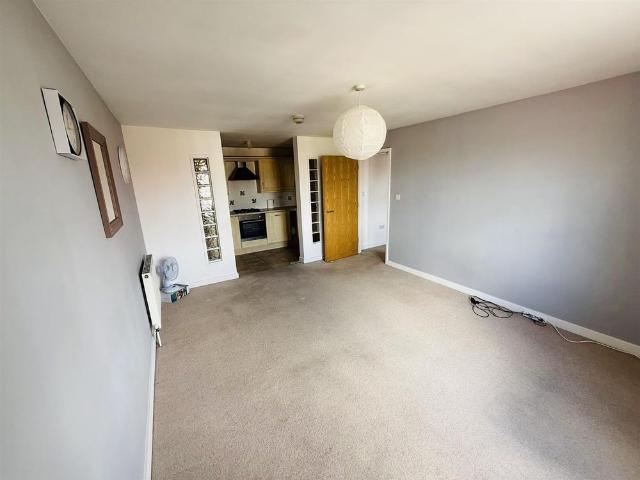 Apartment for rent in Chilvers Coton, Camp Hill
