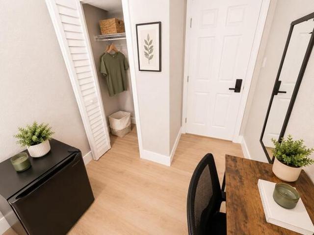 Room for rent in Saint Petersburg, Florida