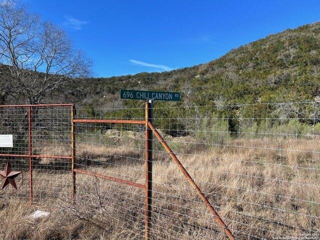 Land for sale in Tarpley, Texas