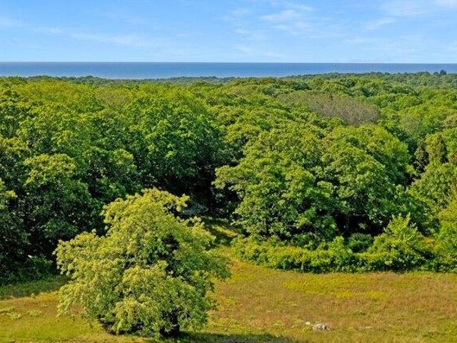 Land for sale in Chilmark, Massachusetts