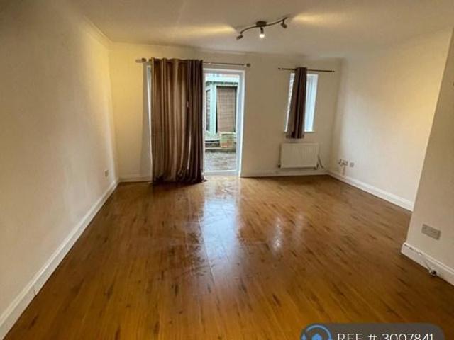 House for rent in Worcester Park, Greater London