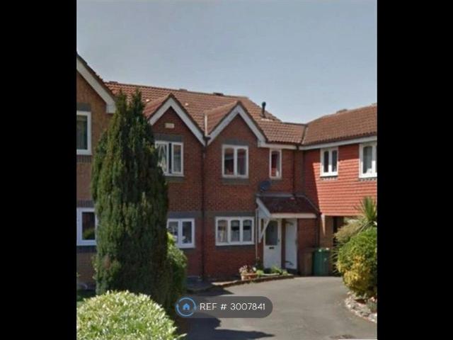 House for rent in London Borough of Sutton, Greater London