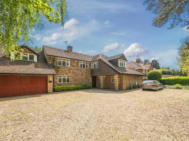 House for sale in Gerrards Cross, Denham