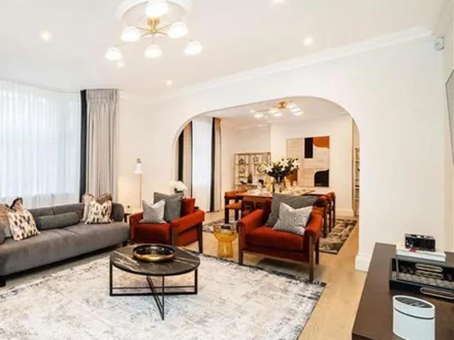 Apartment for rent in Marylebone, Greater London