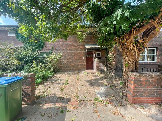 House for rent in East Greenwich, Greater London