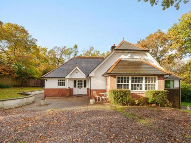 House for sale in Barton Stacey, Hampshire