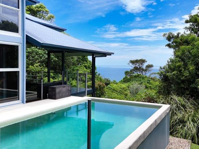 House for sale in Bingil Bay, Queensland