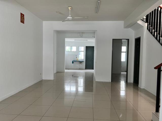 Terraced House for sale in Alam Impian, Selangor