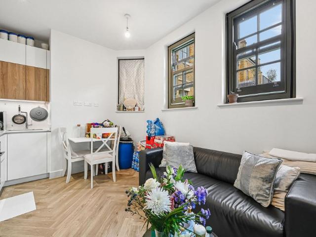 Studio for rent in Springfield Village, Greater London