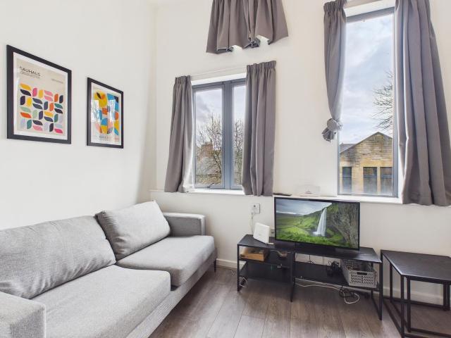 Room for rent in Castle and Priory Precinct, Bare