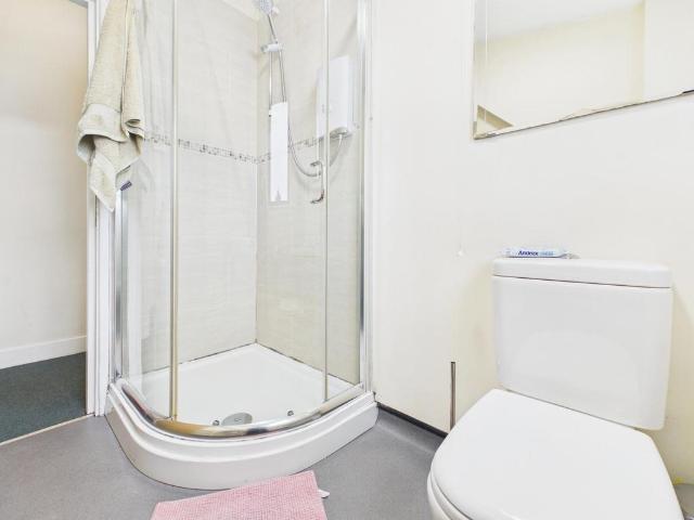 Apartment for rent in Castle and Priory Precinct, Bare