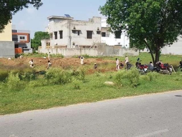 Land for sale in Chinar Bagh, کڑیال