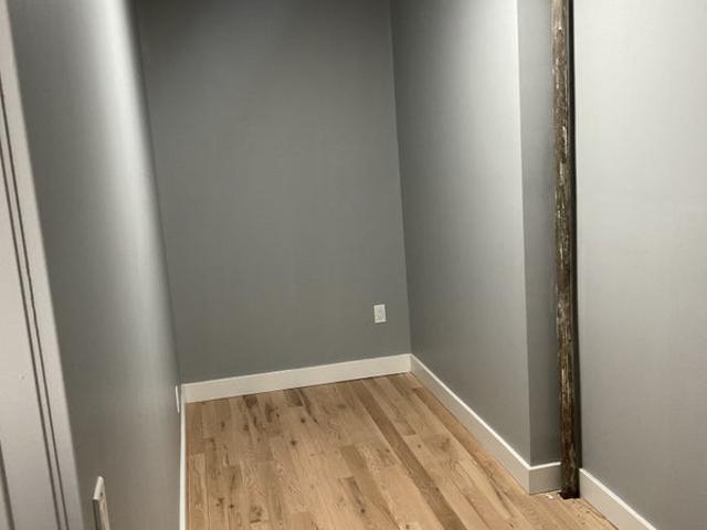 Room for rent in Arverne, New York