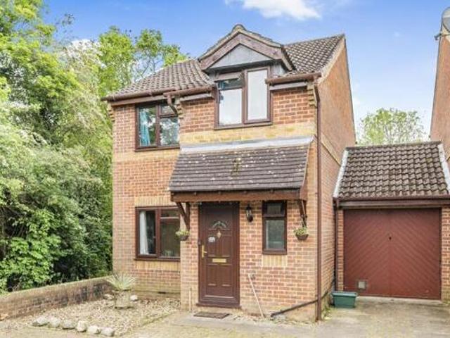 House for sale in Basingstoke, Basingstoke and Deane