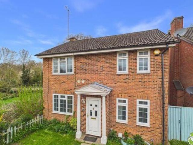 House for sale in Cufaude Village, Priest Down
