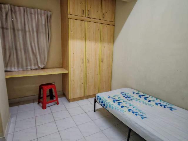 Room for rent in Country Heights Damansara, Kuala Lumpur