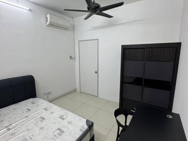 Room for rent in Country Heights Damansara, Kuala Lumpur