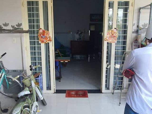 Nhà mặt phố bán
