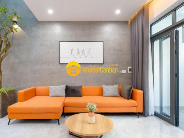 Nhà mặt phố bán