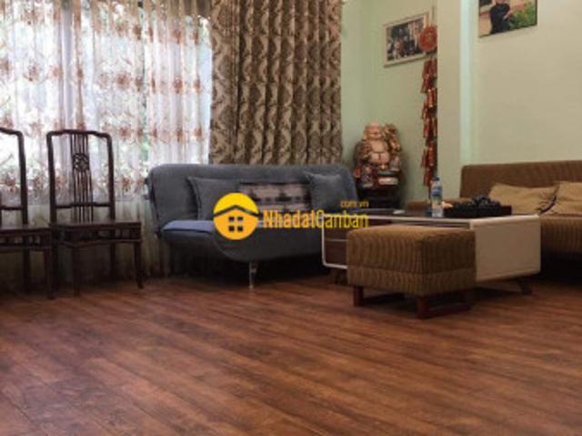 Nhà mặt phố bán