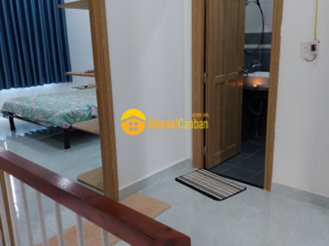 Nhà mặt phố bán