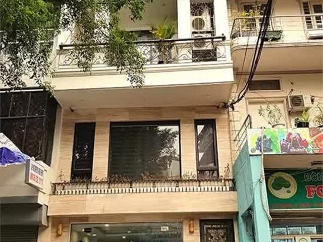 Nhà mặt phố bán tại Hoàn Kiếm, Hà Nội