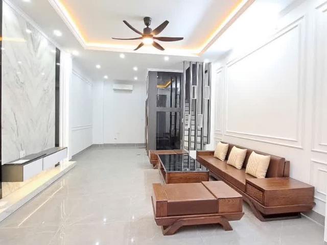 Nhà bán tại Hoàn Kiếm, Hà Nội